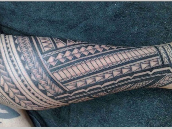 Tatouage Jambe Artistique