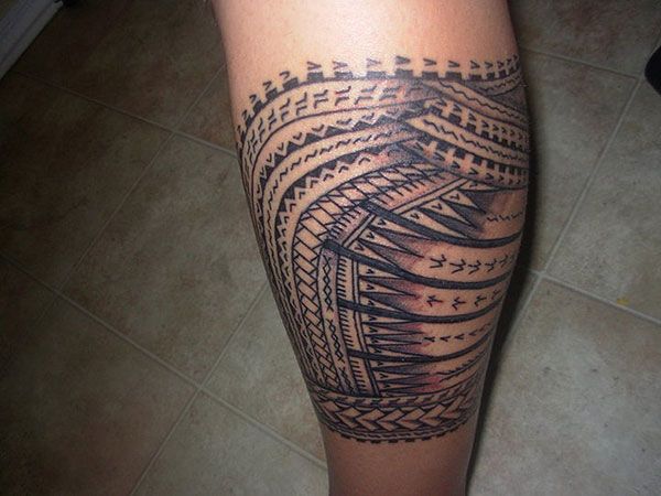 Tatouage Jambe Samoa