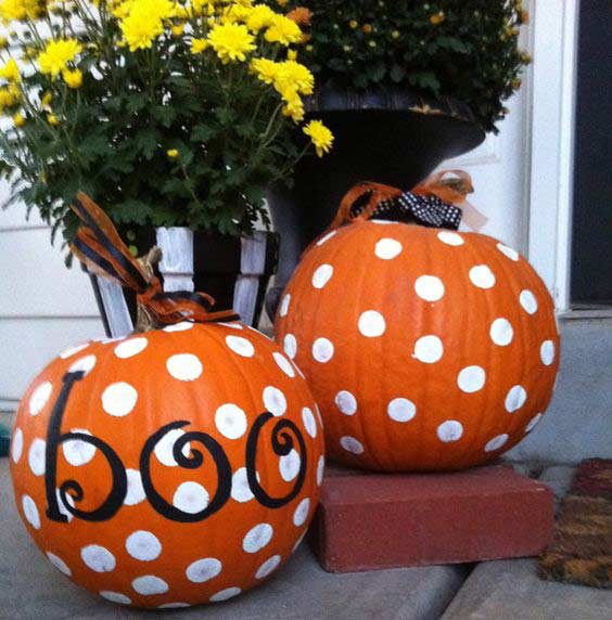 Polka Dot Pumpkins DIY Διακόσμηση αποκριών βεράντας