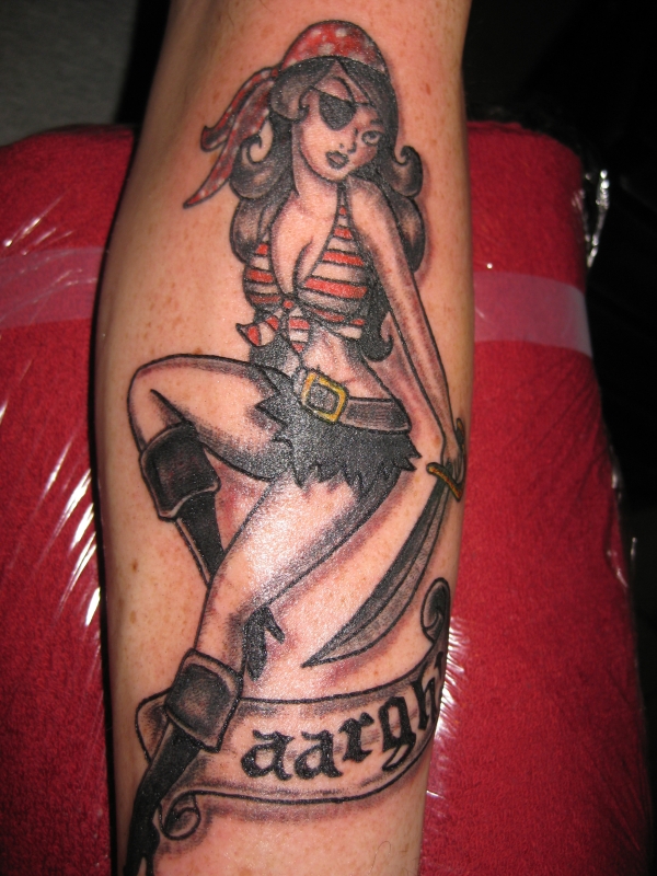 Pin-up pirate