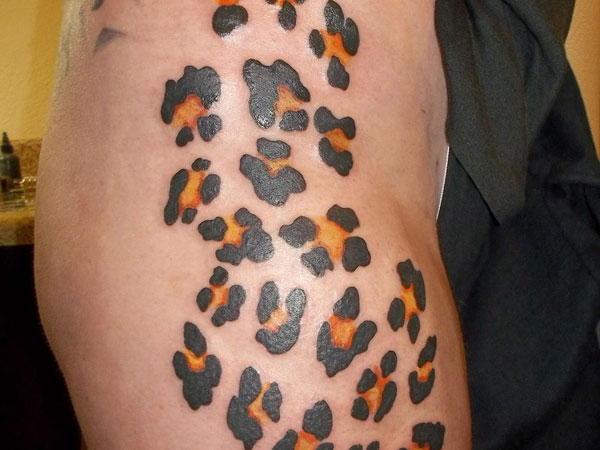 Τατουάζ μηρών