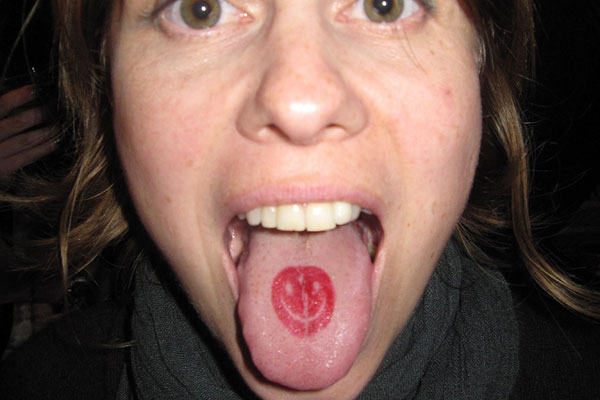 Tatouage de jolie langue