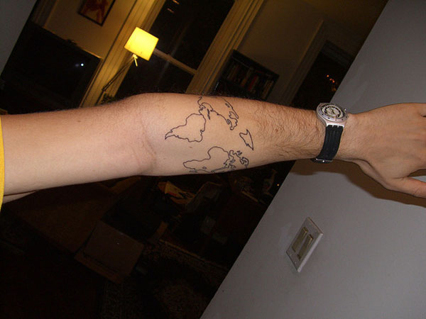 Τατουάζ Arm Travel