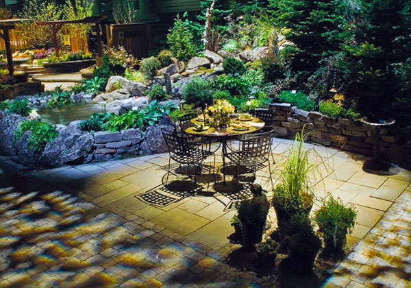 Flagstone Patio Garden