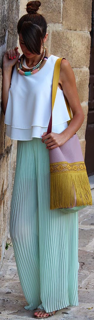 Mint Maxi Φούστα White Top Outfit