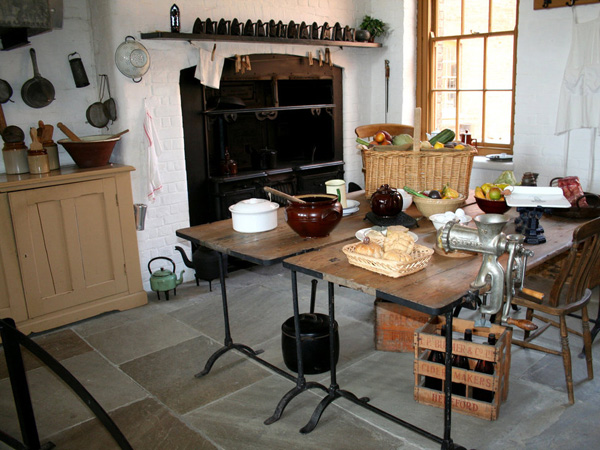 Idée de cuisine contrastée