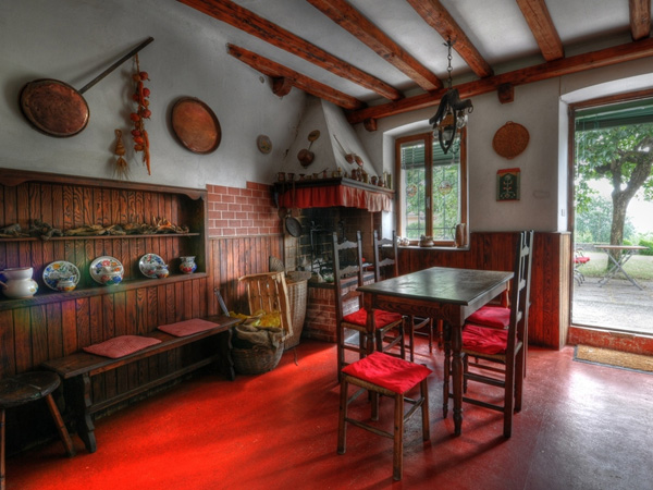 Beams Style Country Kitchen