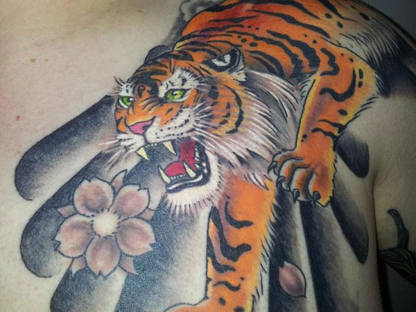 Μεγάλο τατουάζ τίγρης