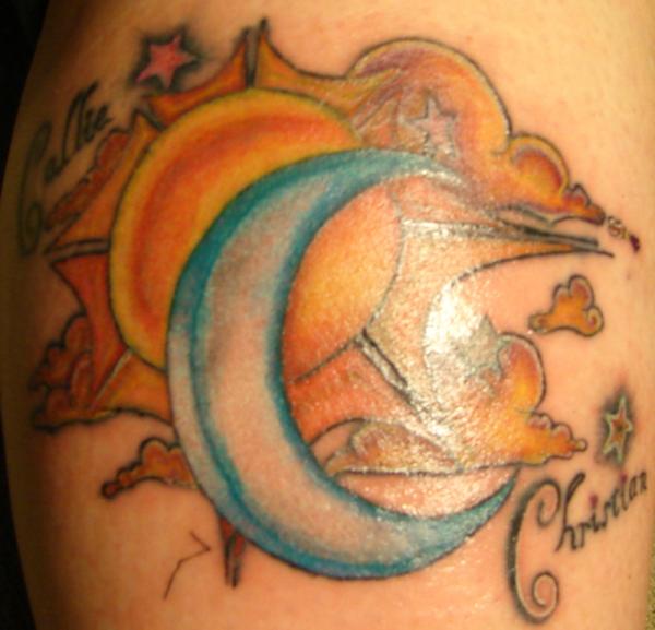 Tatouage Soleil Couvrant Lune