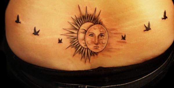 Sunλιος και Σελήνη με τατουάζ πουλιών