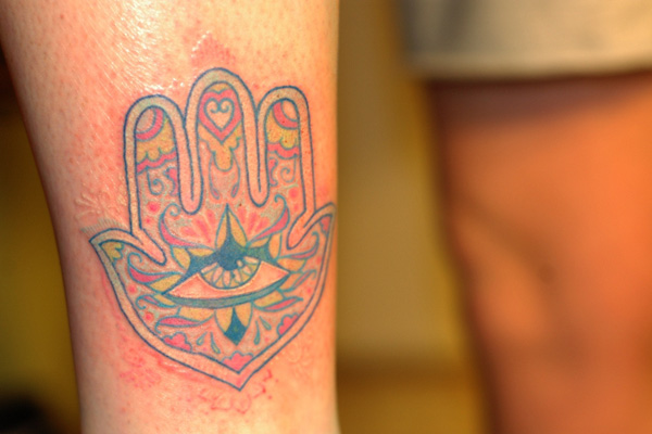 Tatouage Hamsa Vivid