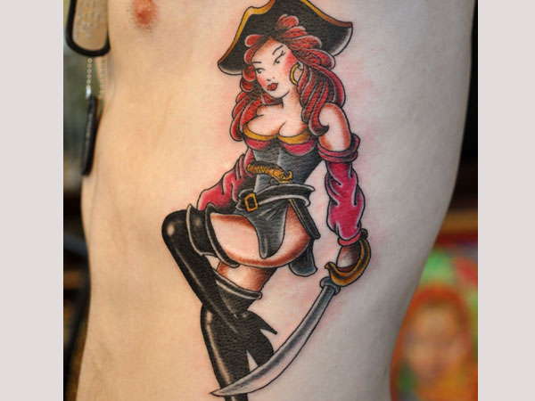 Fille pirate chaude