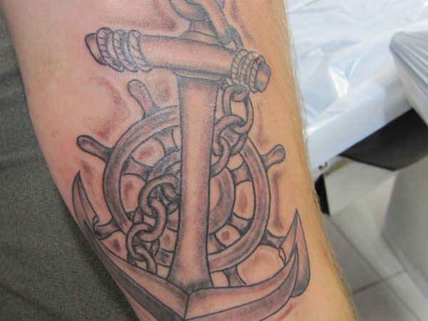 Tatouage d'ancre vintage