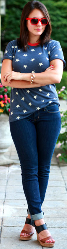 T-shirt étoiles + jean skinny