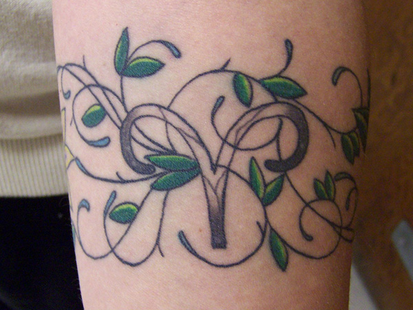 Tatouage Bélier Feuille Verte