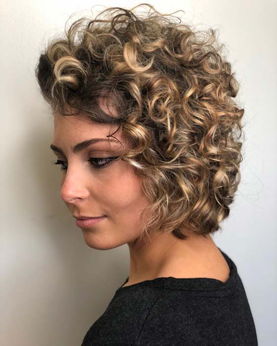 Glam Coiffure Courte Bouclée