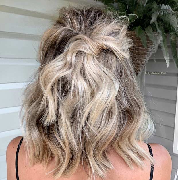 Messy Half Updo για κοντά μαλλιά