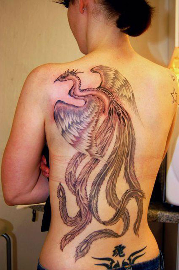 Tatouage Pheonix volant