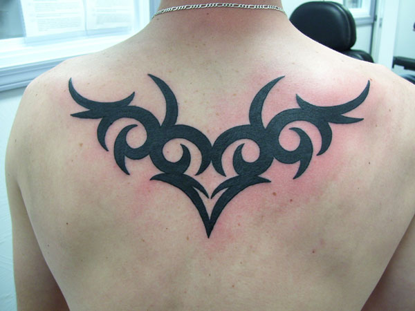 Superbe tatouage tribal