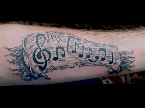 Tatouage Super Musique