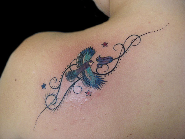 Tatouage Oiseau Volant