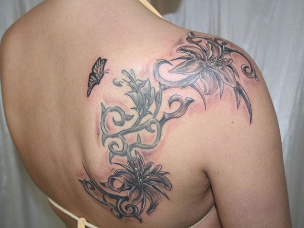 Tatouage Maman sensuelle