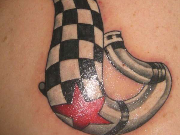 Conception de tatouage intéressante d'étoile d'échecs