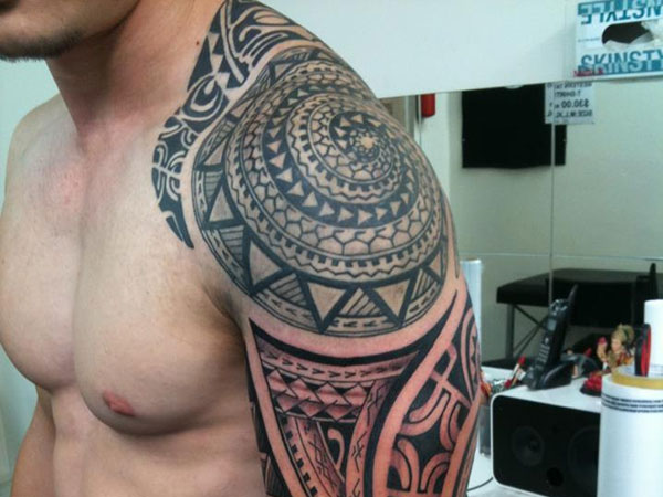 Afficher un tatouage tribal
