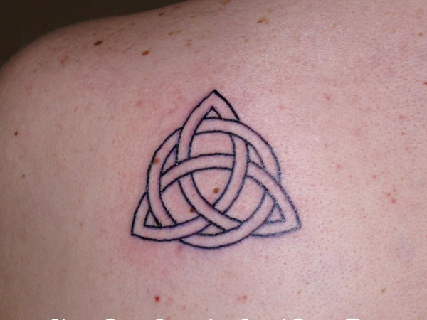 Contour de Triquetra