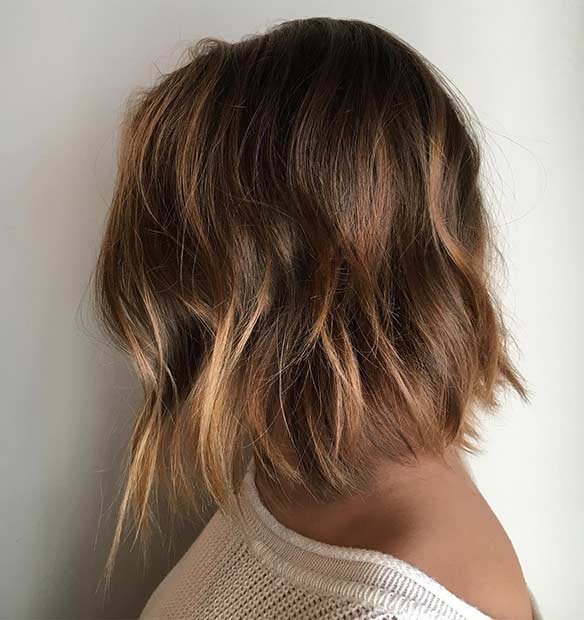 Κούρεμα Choppy Light Brown Bob