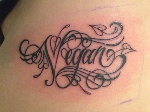 Tatouage de mot végétalien