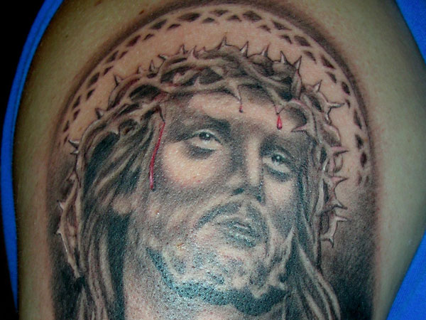 Tatouage de Dieu qui saigne