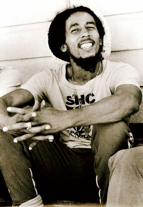 Bob Marley souriant