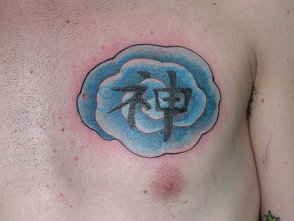 Tatouage Kanji Poitrine