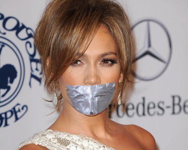 Η Jennifer Lopez Taped Up