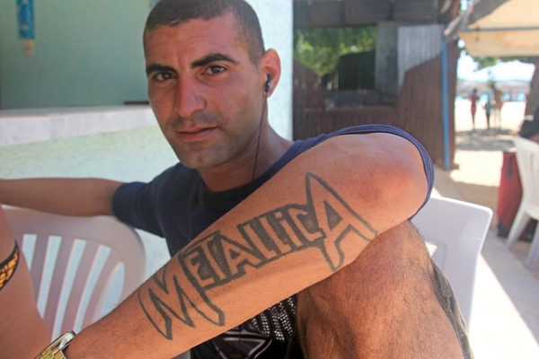 Tatouage de bras de fan de Metallica