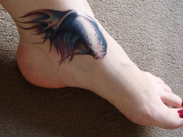 Beau tatouage de poisson