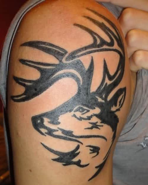 tatouage-deer-tribal