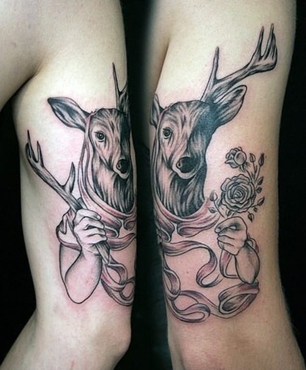 tatouages-de-cerfs-assortis