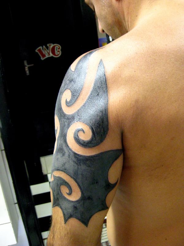 Φυλετικός βραχίονας Tatuagem