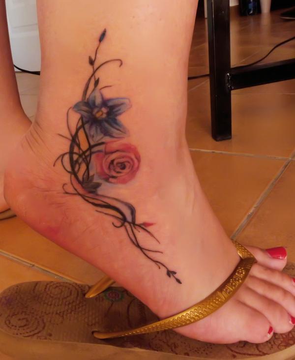 Tatouage Cheville Fille