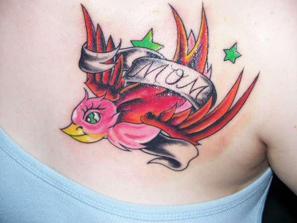 Tatouage Maman Oiseau Rose