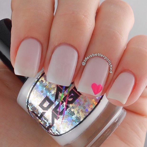 Ongle Accent Coeur Néon