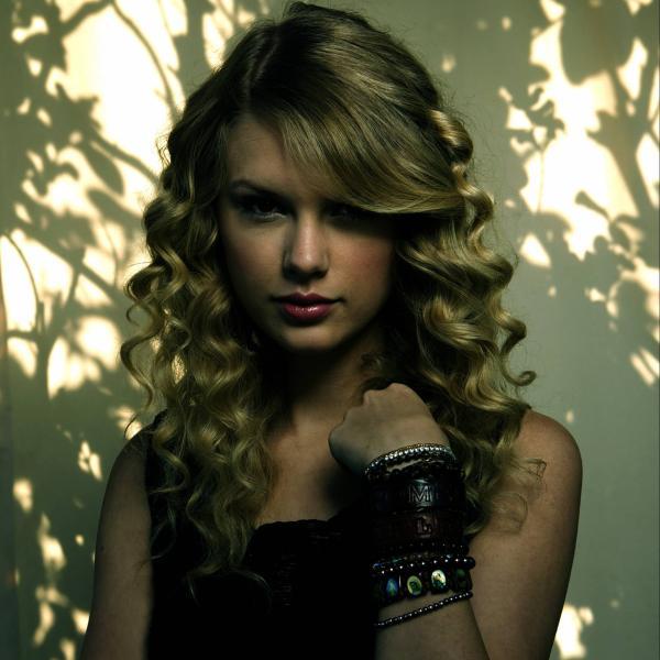Dark Taylor Swift