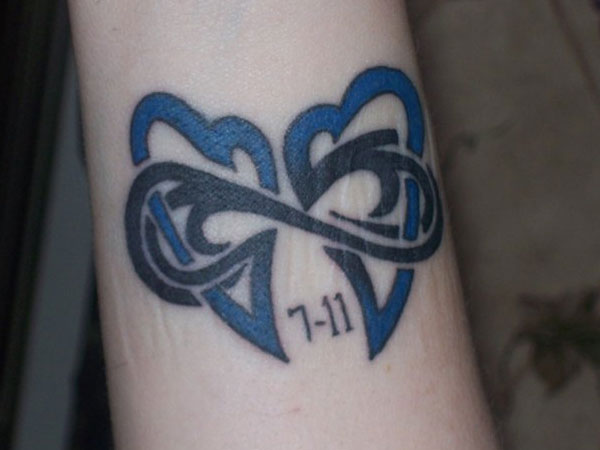 Σύμβολο Infinity Custom Tattoo