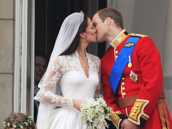 Le baiser du couple royal