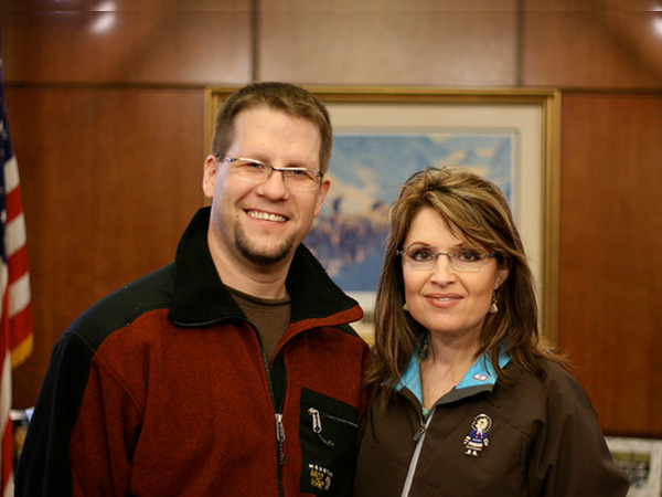 Sarah Palin sourit