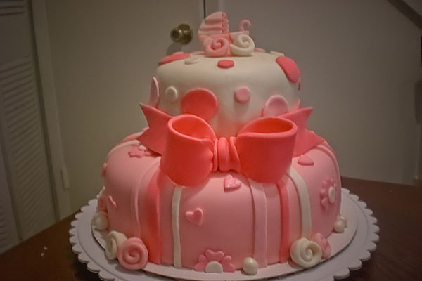 Ροζ κέικ ντους μωρών