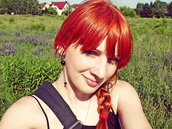 Red Hair Choppy Style