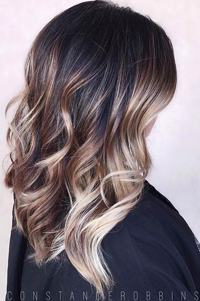 Points forts du balayage blond argenté et caramel